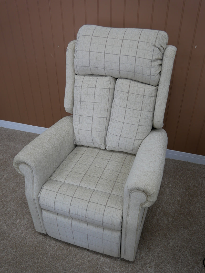 Warkton Customisable Riser Recliners