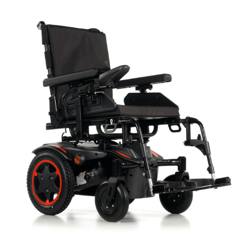 Q100R Centre Mounted Legrests (Stocked Spec) (VAT Exempt)