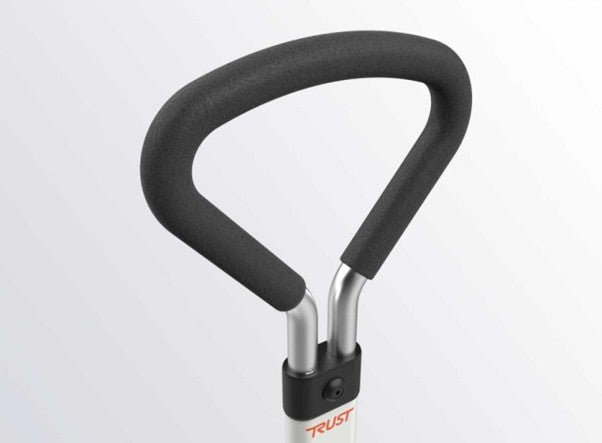 Foam comfort handle